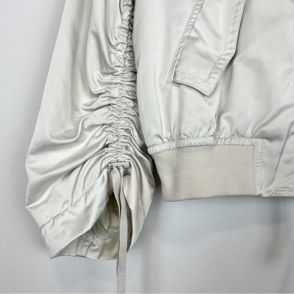 Vince Ruched Sleeve Satin Parachute Bomber Jacket Chalet Ivory Cream Size Small - Picture 7 of 16